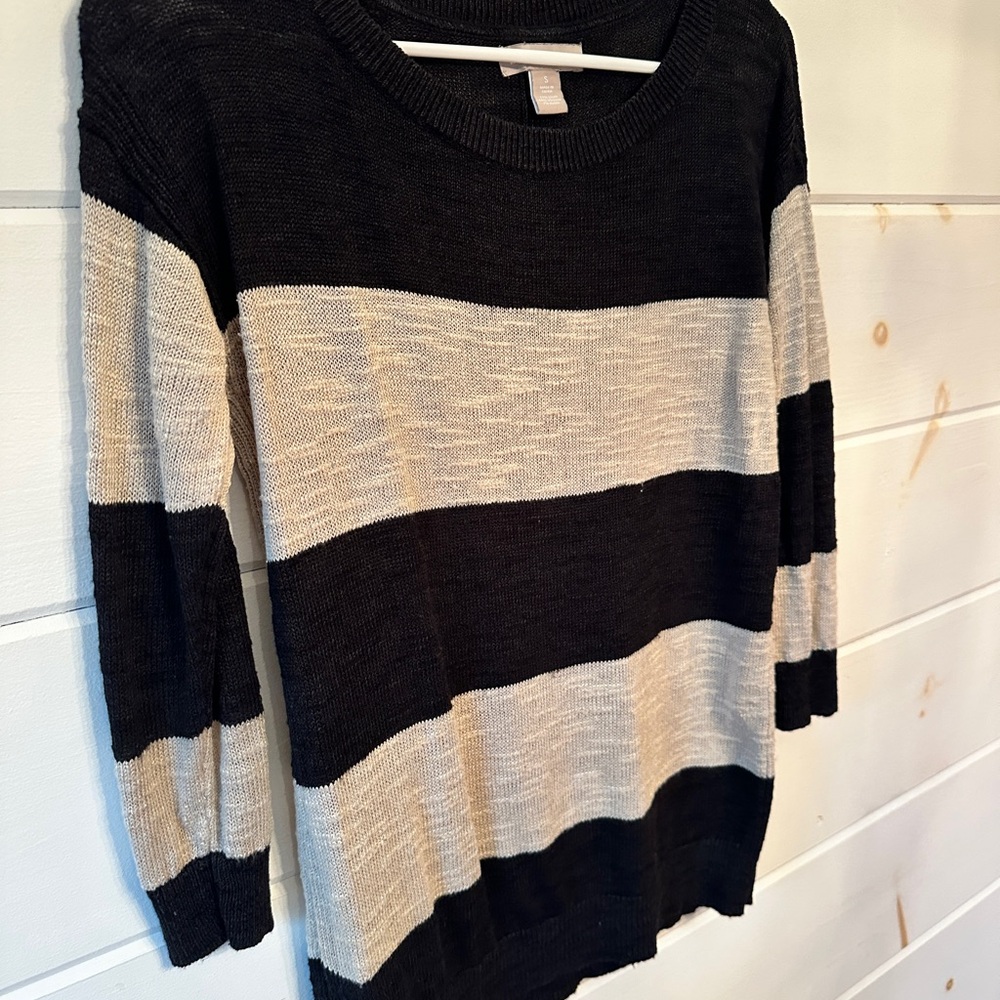 Banana Republic Lightweight Striped Black and Cream Women's Sweater